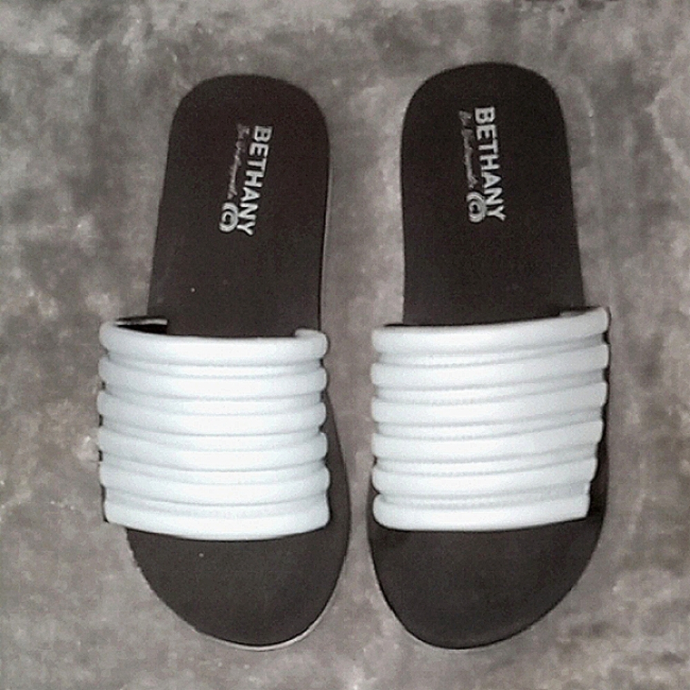 Bethany Slide Sandals with Ribbed Stripes Sea Foam Green Sz 8